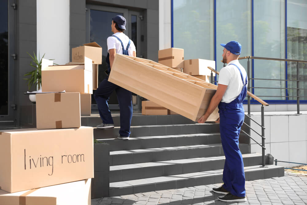 Edison Movers Handling Fragile Items During A Move